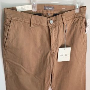 NWT duke tailored chino size 32